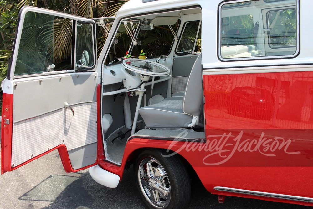1973 Volkswagen Split-Window Bus - Image 4 of 16