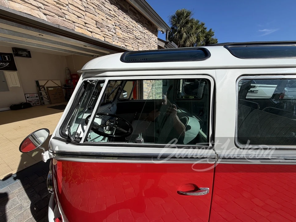1973 Volkswagen Split-Window Bus - Image 12 of 24