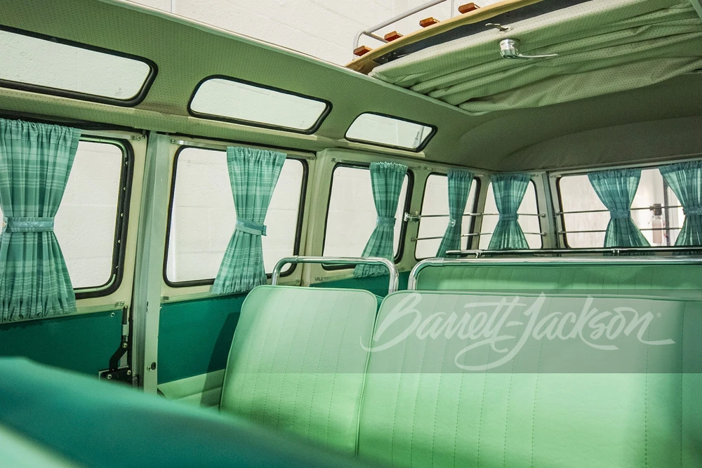1973 Volkswagen Split-Window Bus - Image 15 of 31