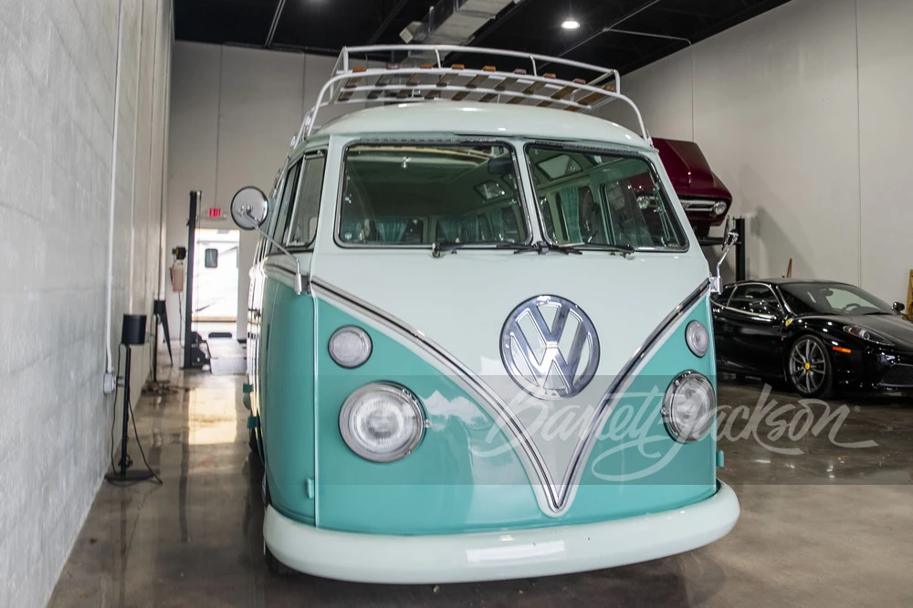 1973 Volkswagen Split-Window Bus - Image 29 of 31