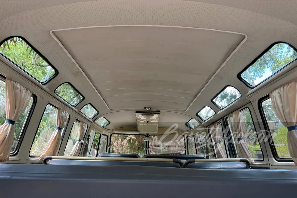 1973 Volkswagen Split-Window Bus - Image 4 of 7