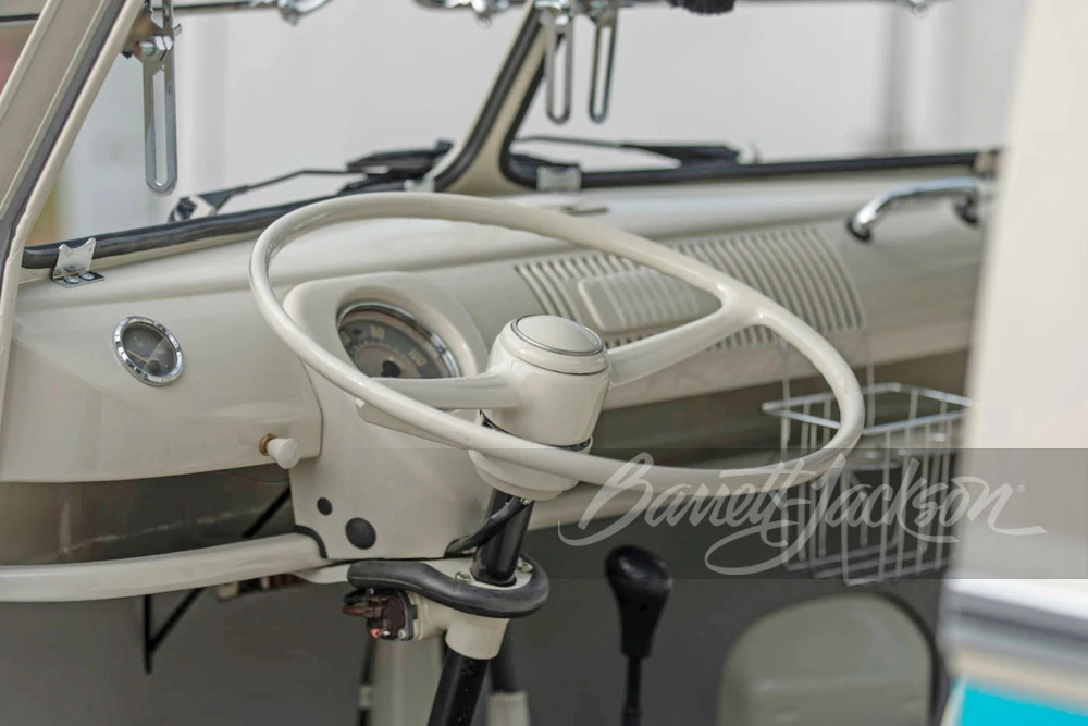 1973 Volkswagen Split-Window Bus - Image 14 of 25