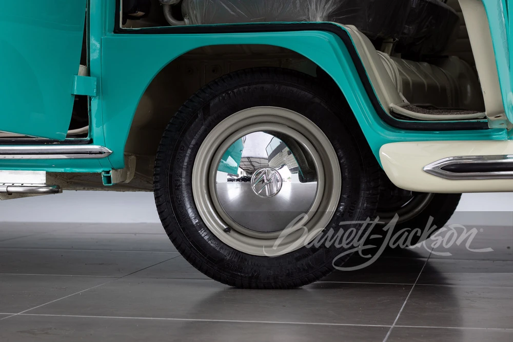 1973 Volkswagen Split-Window Bus - Image 31 of 31