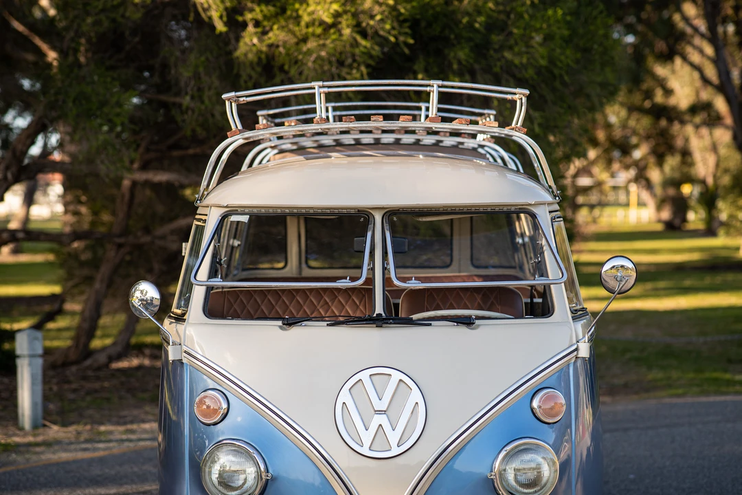 1973 Volkswagen Split-Window Bus - Image 22 of 31