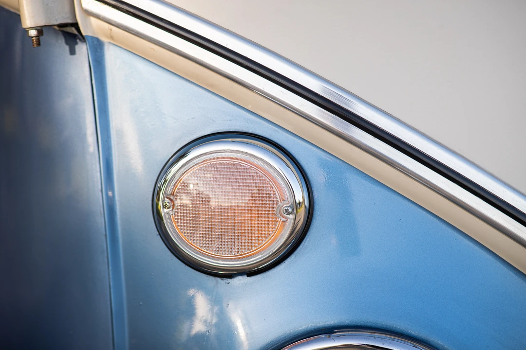 1973 Volkswagen Split-Window Bus - Image 30 of 31