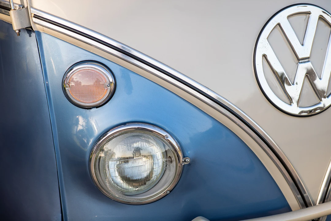 1973 Volkswagen Split-Window Bus - Image 31 of 31