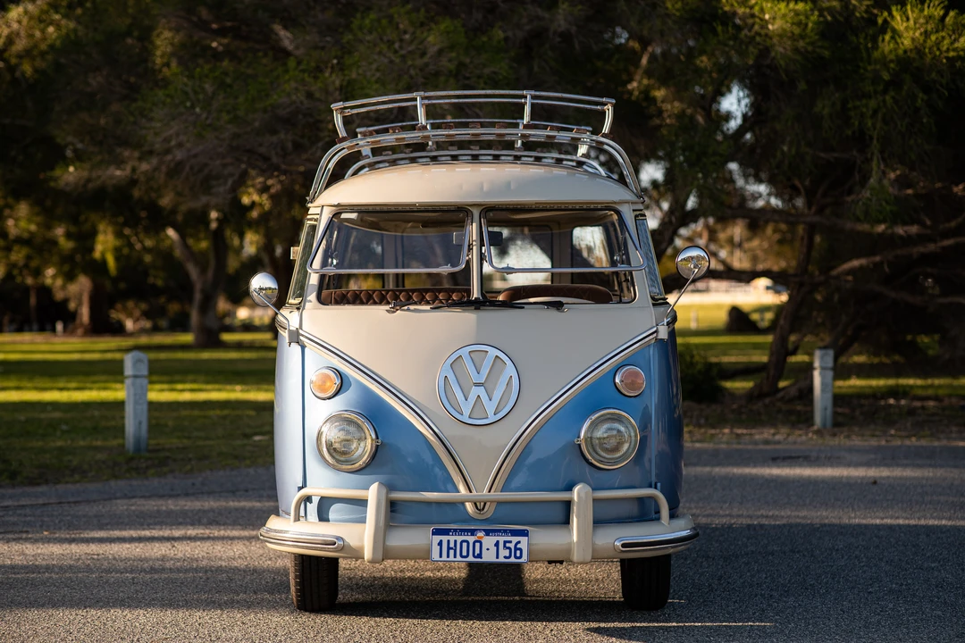 1973 Volkswagen Split-Window Bus - Image 3 of 31