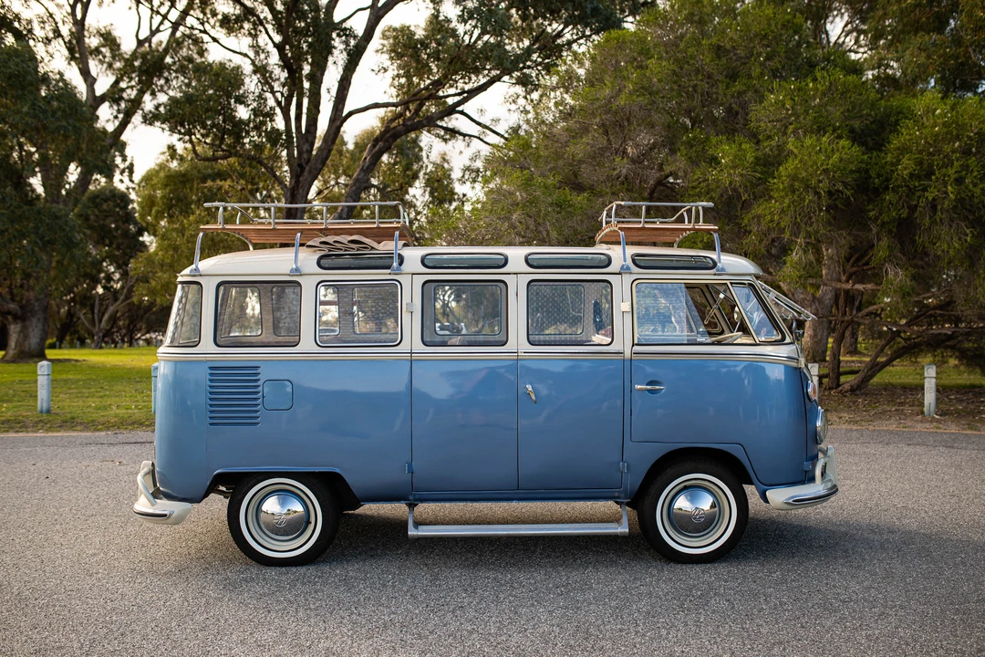 1973 Volkswagen Split-Window Bus - Image 9 of 31