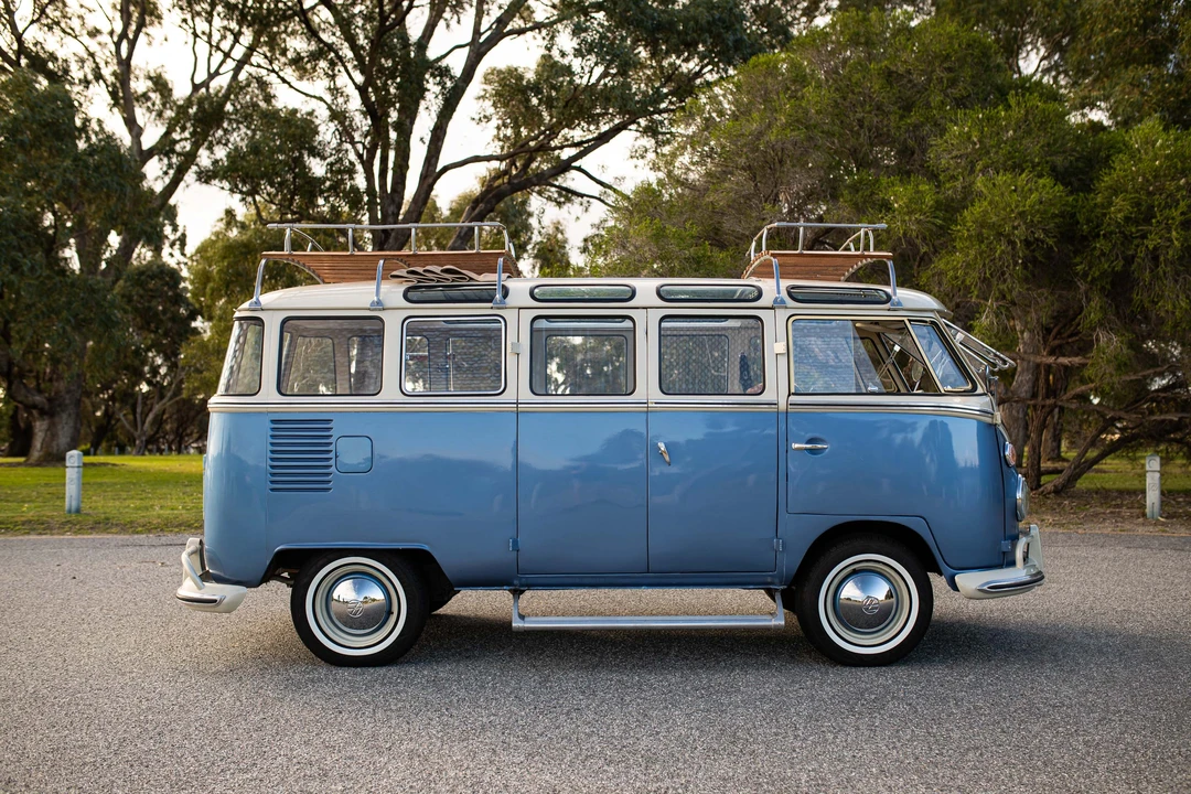1973 Volkswagen Split-Window Bus - Image 16 of 31