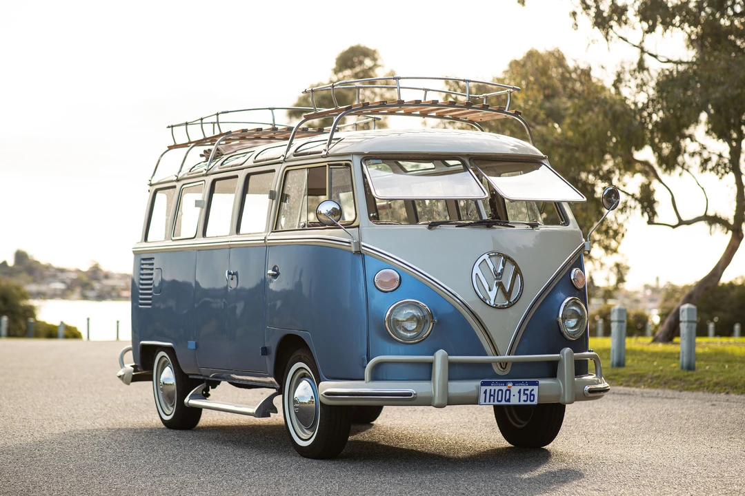 1973 Volkswagen Split-Window Bus - Image 17 of 31