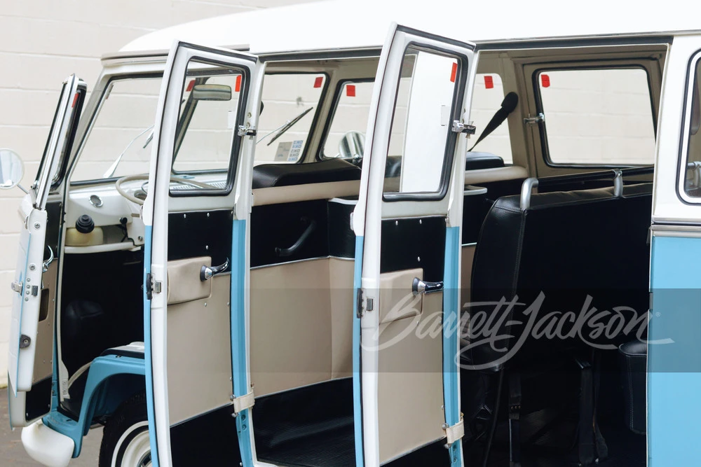 1973 Volkswagen Bay-Window Bus - Image 5 of 31