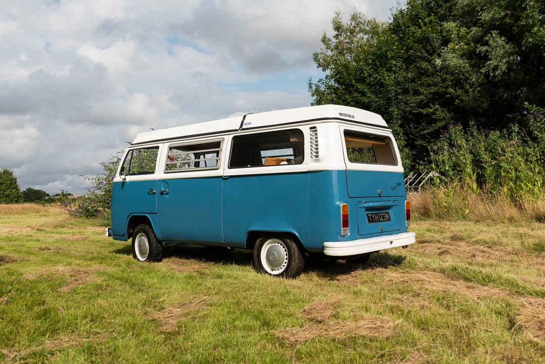 1973 Volkswagen Bay-Window Camper - Image 15 of 31