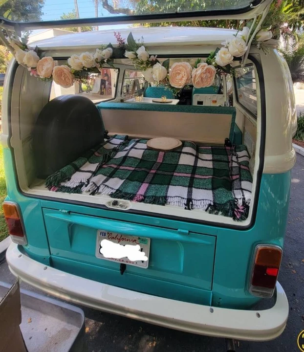 1973 Volkswagen Bay-Window Bus - Image 4 of 4