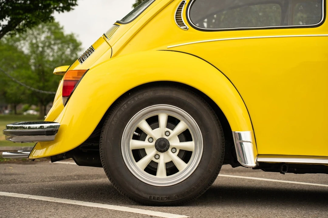 1973 Volkswagen Super Beetle - Image 13 of 30
