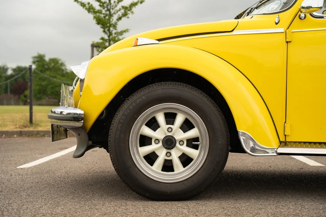 1973 Volkswagen Super Beetle - Image 14 of 30
