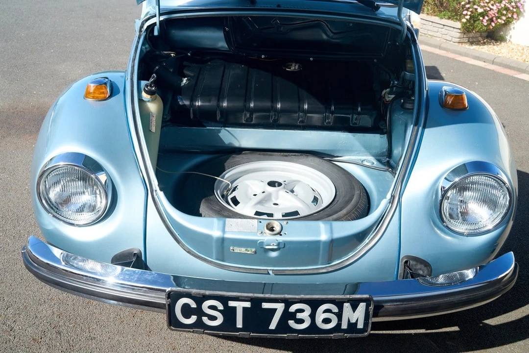 1973 Volkswagen Super Beetle - Image 16 of 30