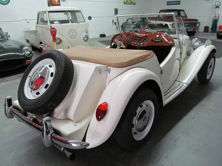 1973 Volkswagen Beetle - Image 9 of 9