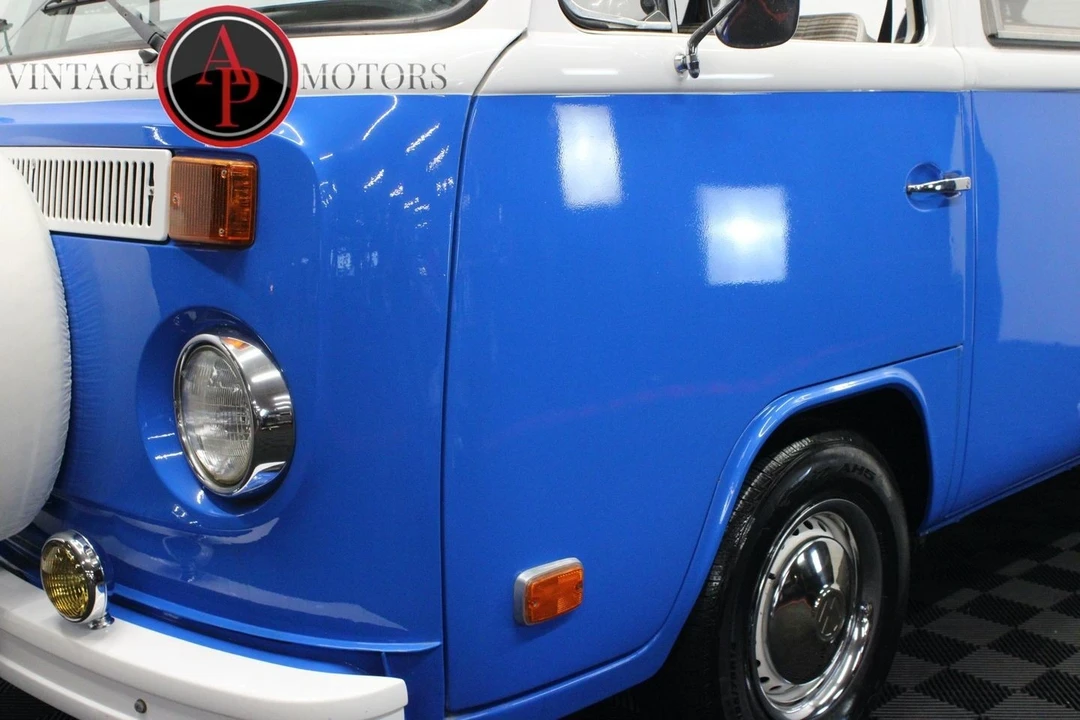 1973 Volkswagen Bay-Window Camper - Image 9 of 12