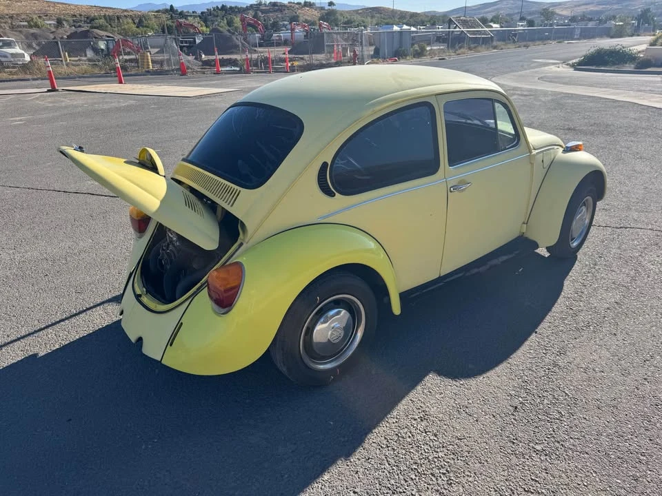 1973 Volkswagen Super Beetle - Image 8 of 9
