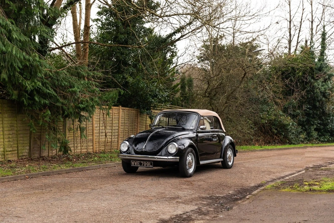 1973 Volkswagen Super Beetle - Image 13 of 30