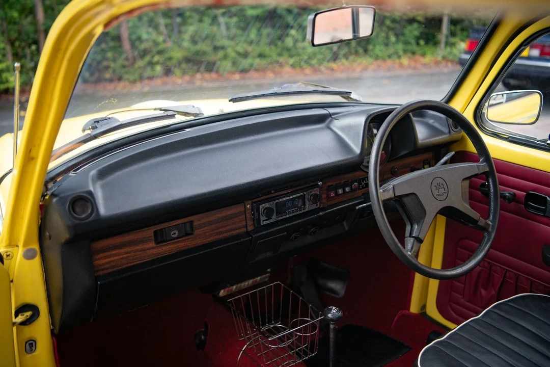 1973 Volkswagen Super Beetle - Image 29 of 30