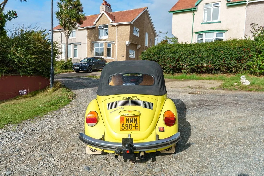 1973 Volkswagen Super Beetle - Image 12 of 31