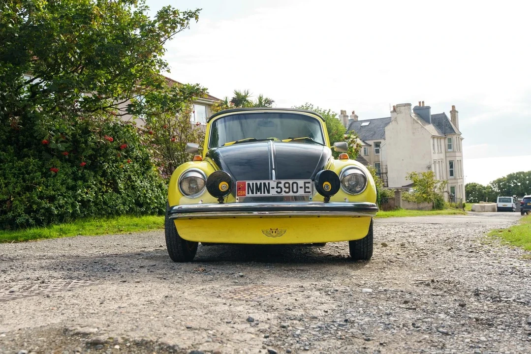 1973 Volkswagen Super Beetle - Image 5 of 31