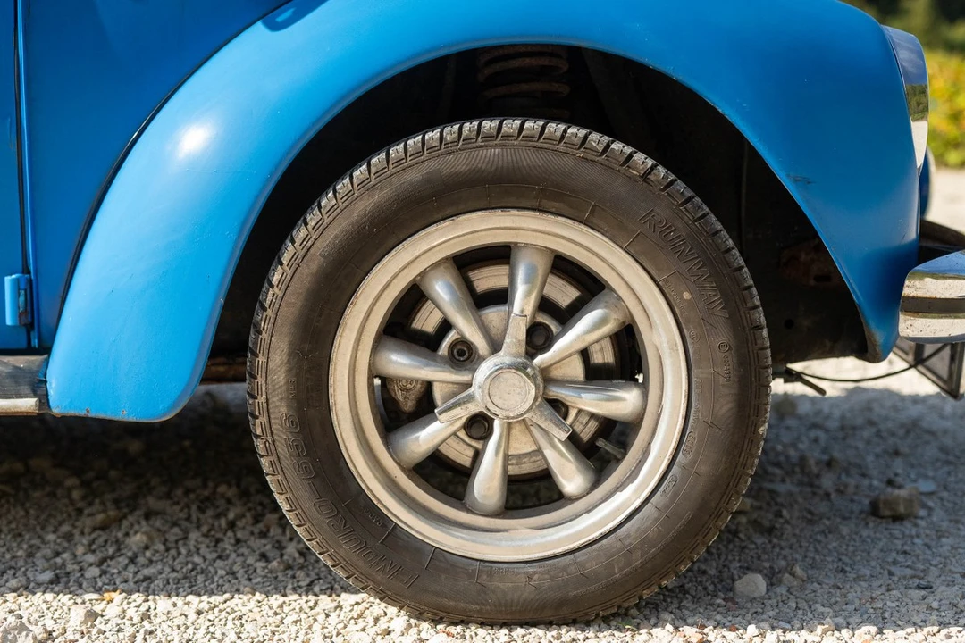 1973 Volkswagen Super Beetle - Image 15 of 30