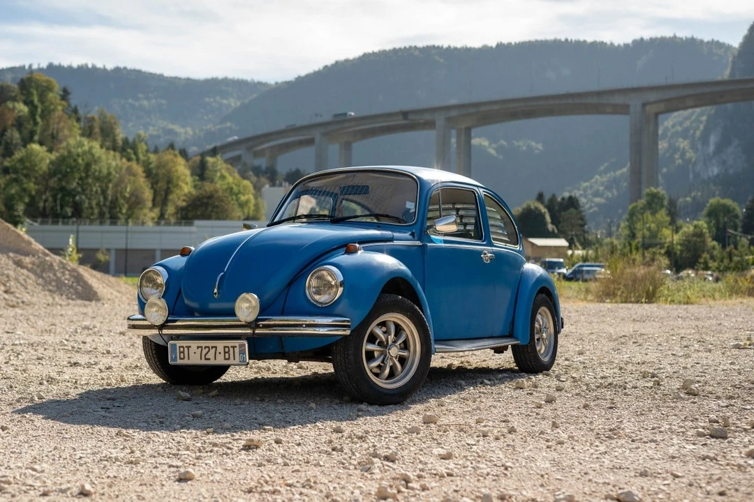 1973 Volkswagen Super Beetle - Image 2 of 30