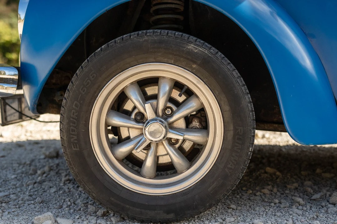 1973 Volkswagen Super Beetle - Image 14 of 30