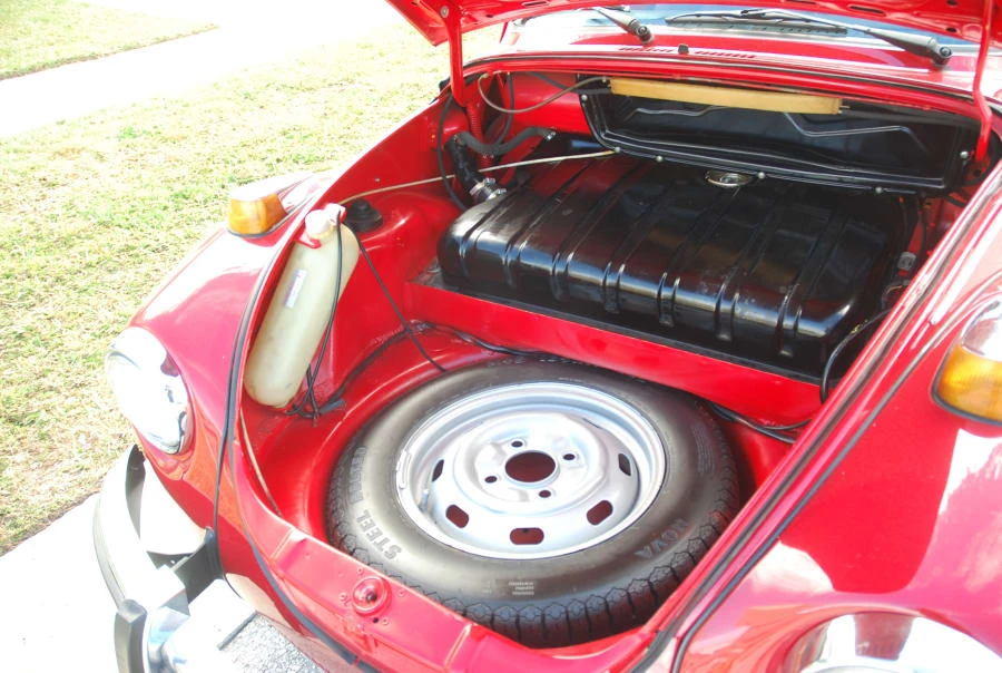 1973 Volkswagen Super Beetle - Image 8 of 12