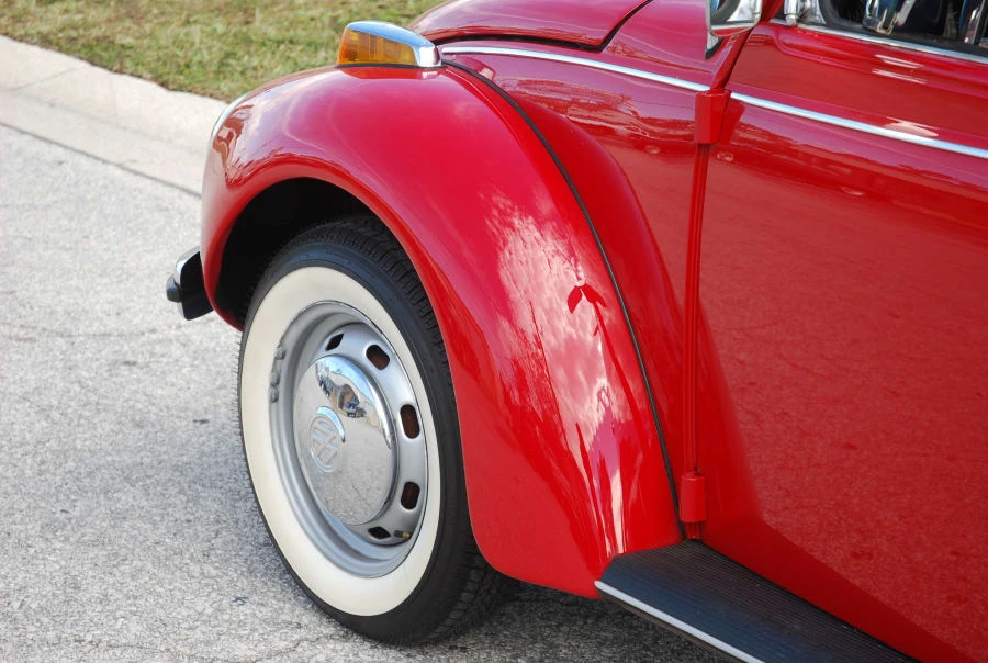 1973 Volkswagen Super Beetle - Image 10 of 12