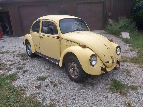 1973 Volkswagen Beetle Hatchback 2D