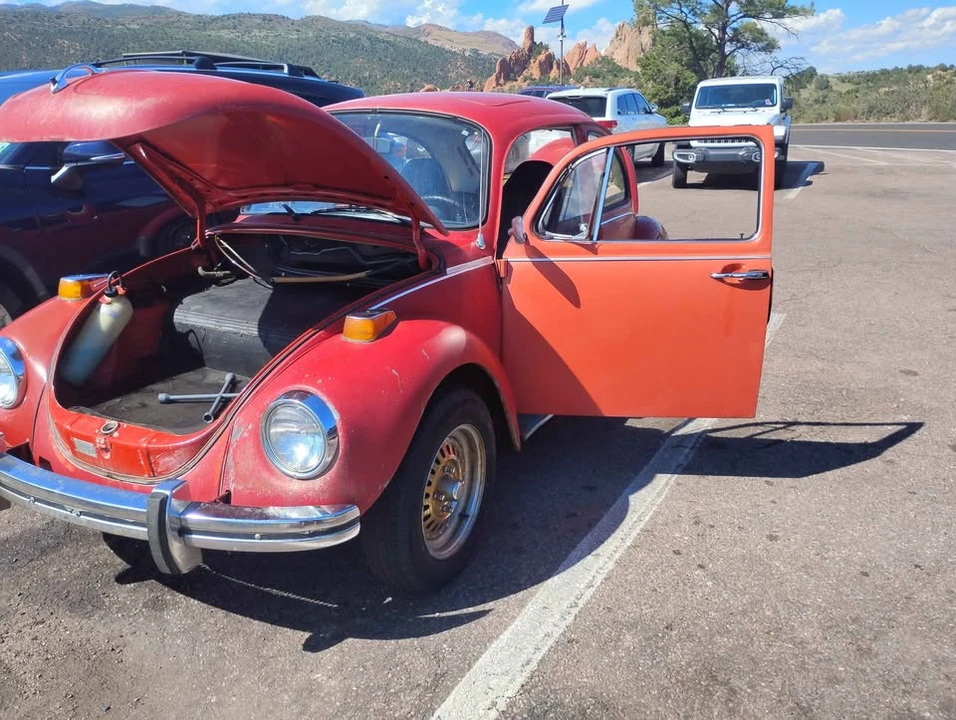 1973 Volkswagen Super Beetle - Image 4 of 11