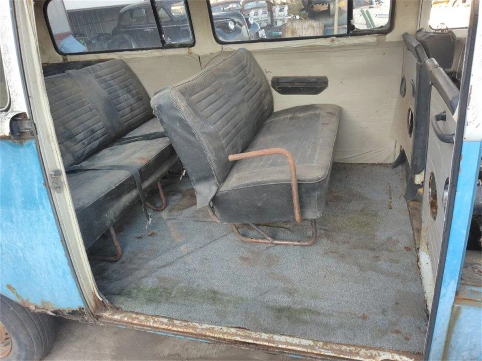 1973 Volkswagen Bay-Window Bus - Image 8 of 12
