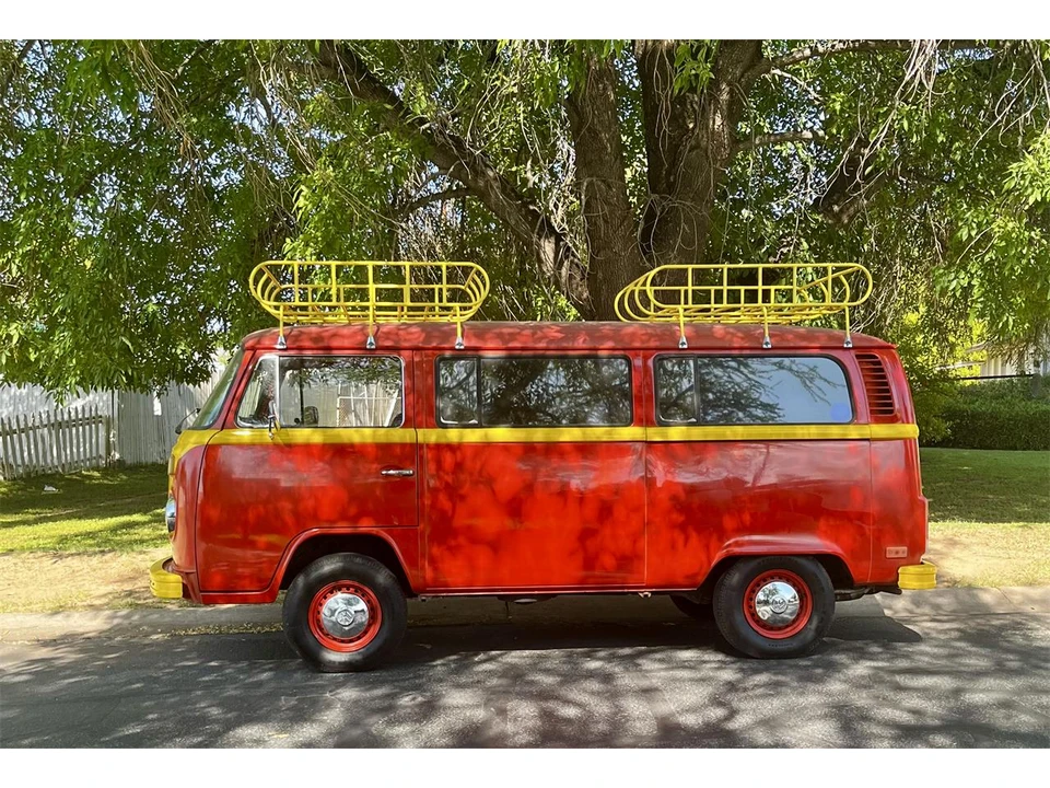 1973 Volkswagen Bay-Window Bus - Image 4 of 7
