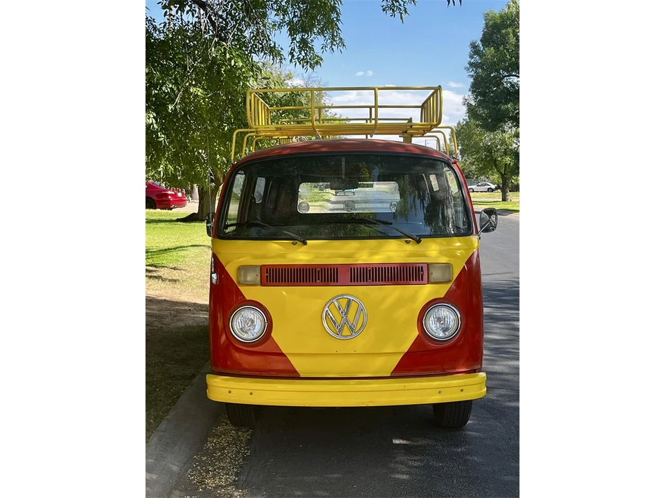 1973 Volkswagen Bay-Window Bus - Image 2 of 7