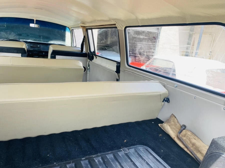 1973 Volkswagen Bay-Window Bus - Image 11 of 17