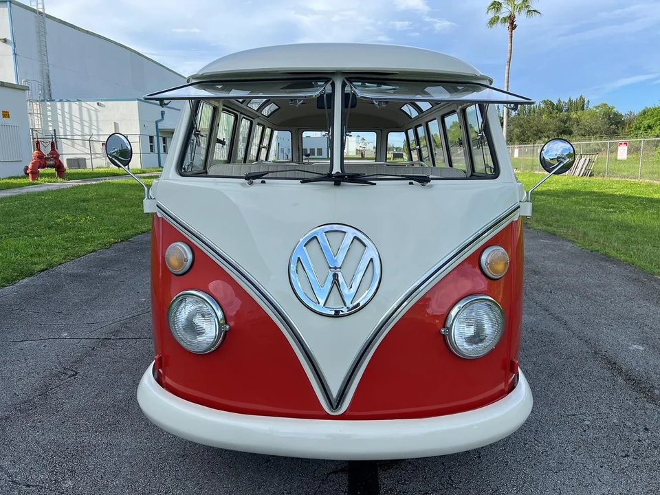 1973 Volkswagen Bay-Window Bus - Image 17 of 21
