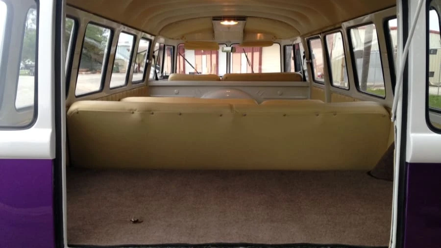 1973 Volkswagen Bay-Window Bus - Image 9 of 12