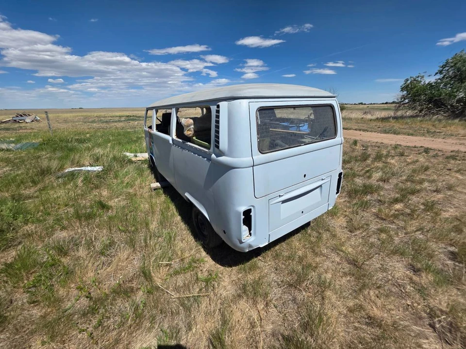 1973 Volkswagen Bay-Window Bus - Image 3 of 6