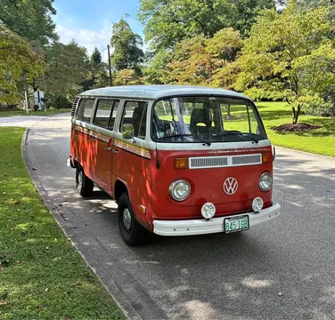 1973 Volkswagen Bus Transporter