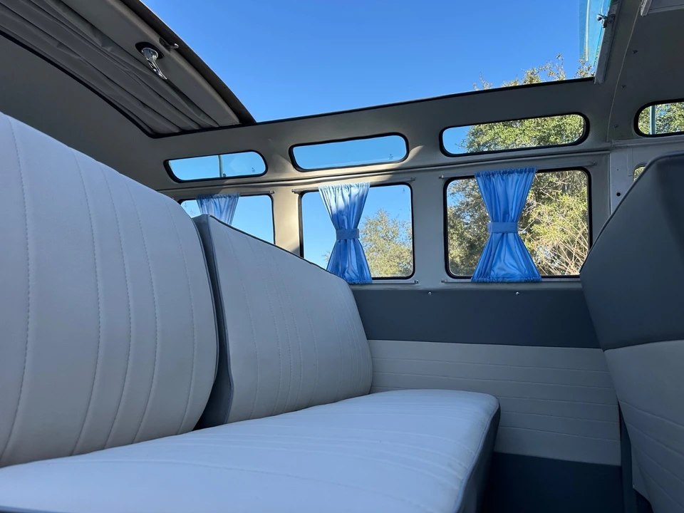 1973 Volkswagen Bay-Window Bus - Image 21 of 21