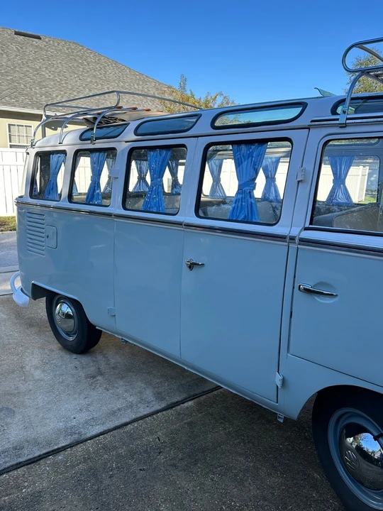 1973 Volkswagen Bay-Window Bus - Image 5 of 21