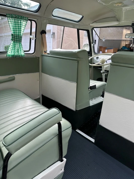 1973 Volkswagen Bay-Window Bus - Image 12 of 18