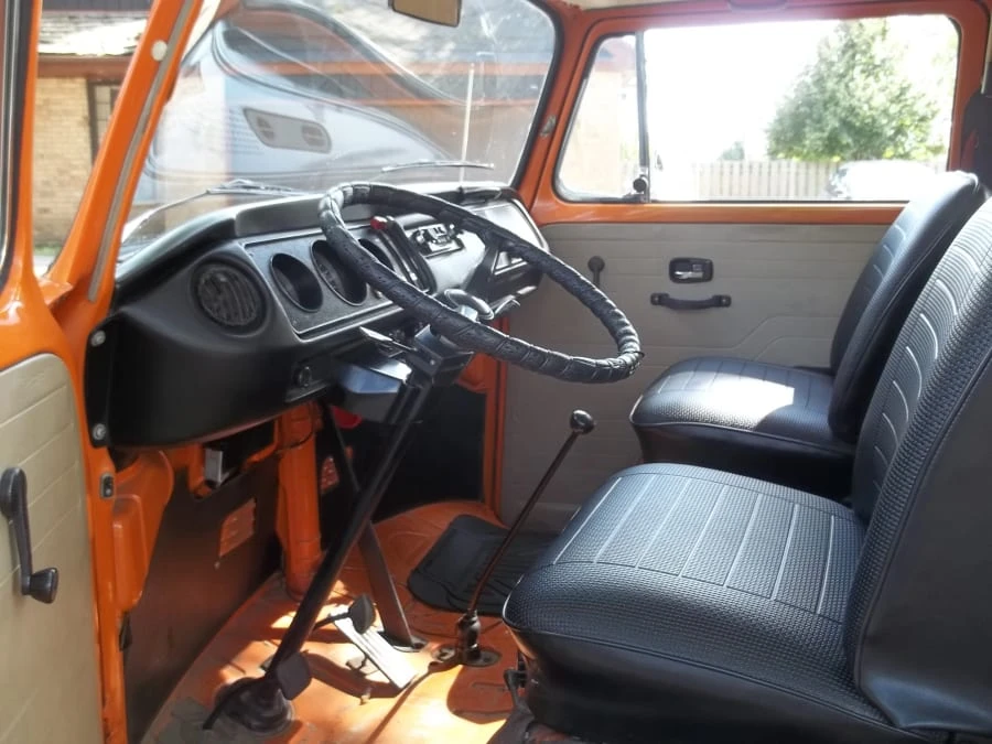 1973 Volkswagen Bay-Window Camper - Image 4 of 11