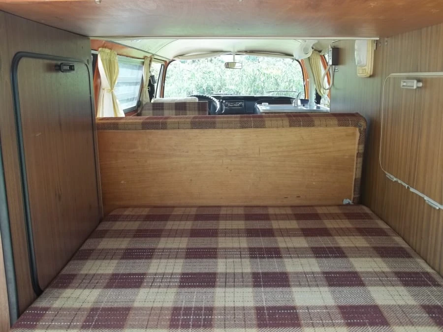 1973 Volkswagen Bay-Window Camper - Image 7 of 11