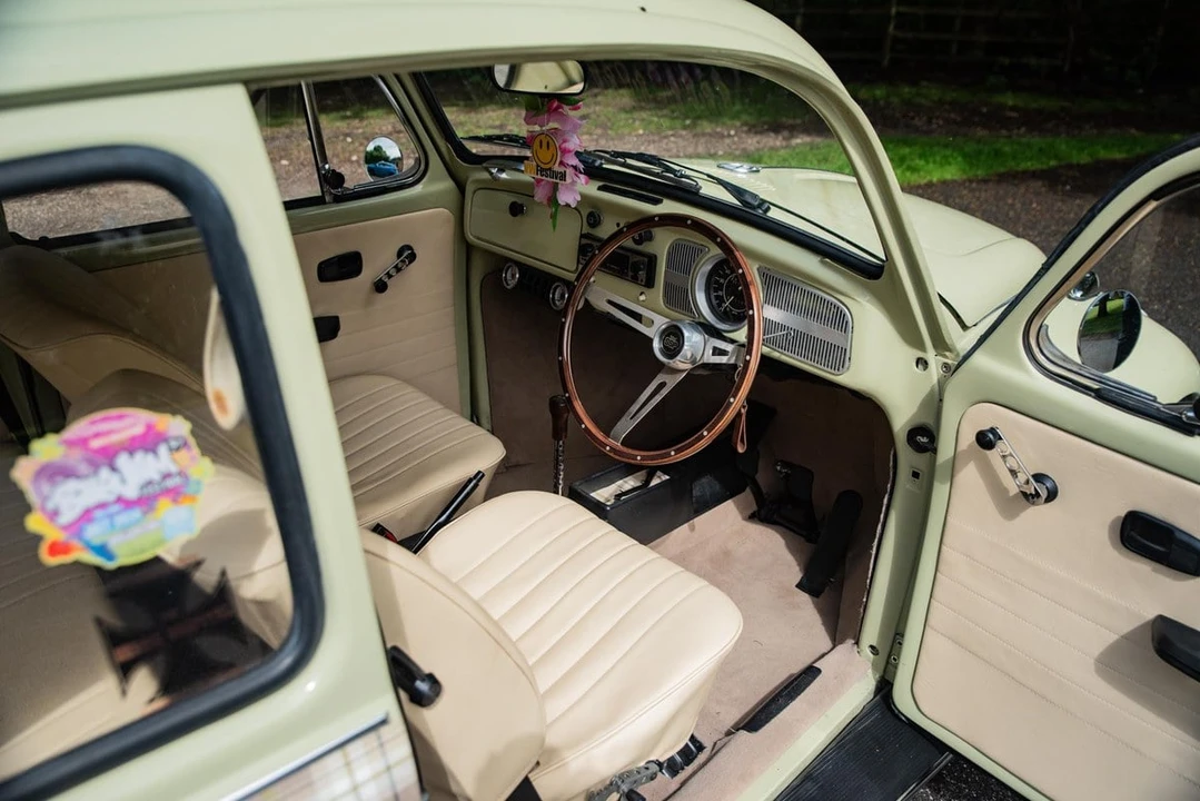 1973 Volkswagen Super Beetle - Image 3 of 30