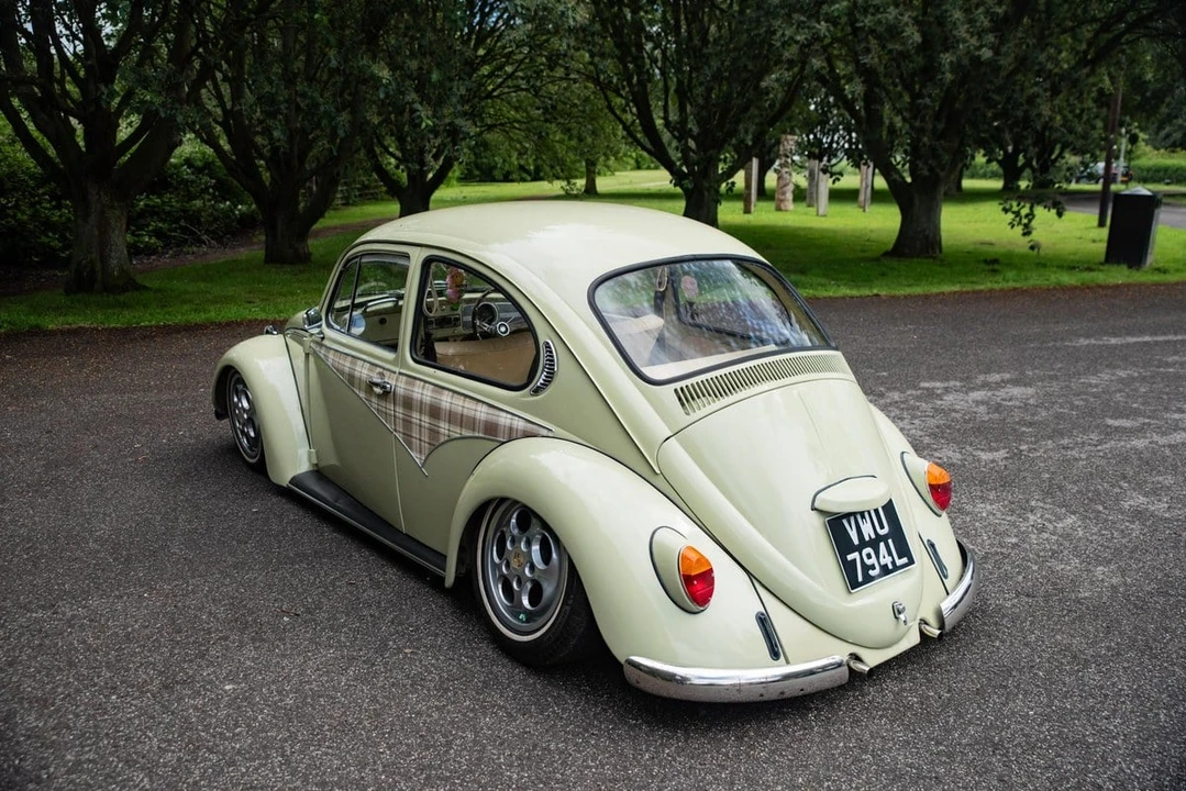1973 Volkswagen Super Beetle - Image 2 of 30