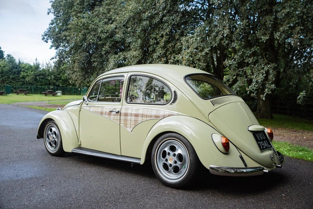 1973 Volkswagen Super Beetle - Image 25 of 30